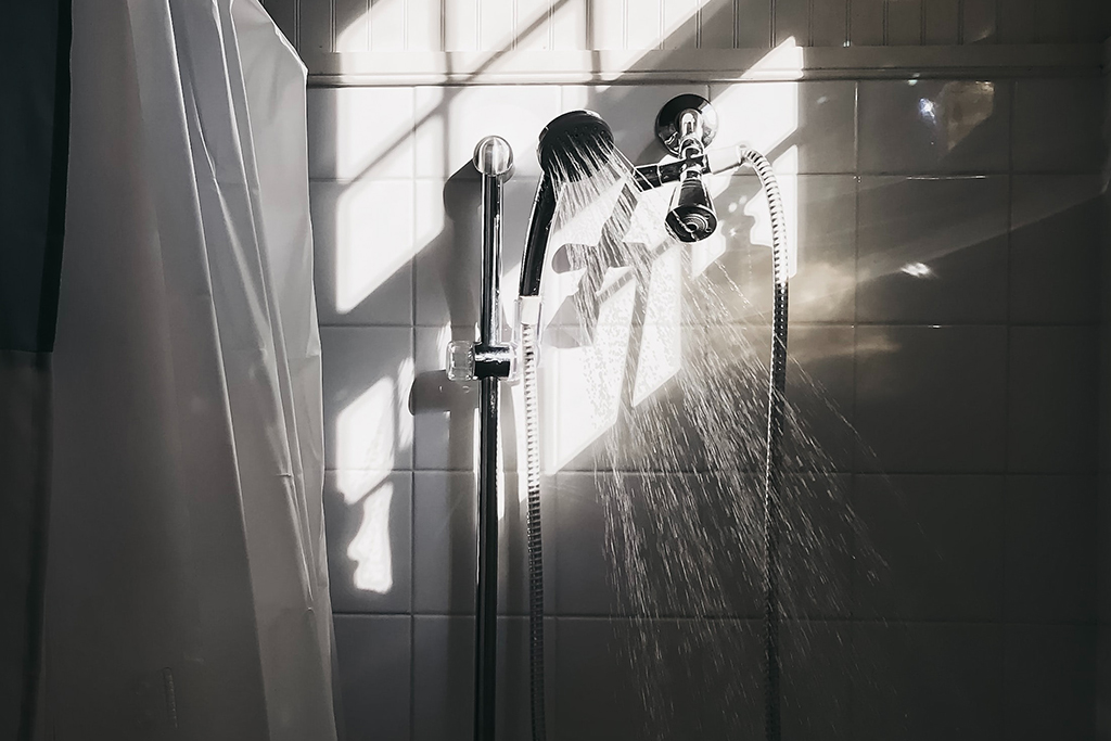 Douche éco, c’est fini!